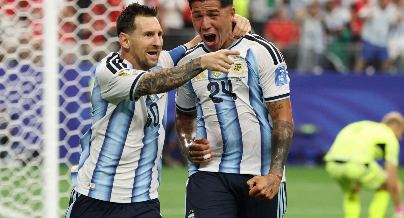 Messi se isola na artilharia das Copas e Argentina vai ao mata-mata