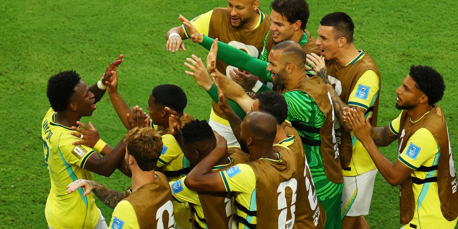 Vini Jr. brilha e Brasil se classifica em 1º com 3x0 sobre a Escócia