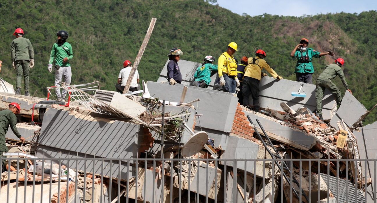 Número de mortos por terremoto na Venezuela sobe para 1.450