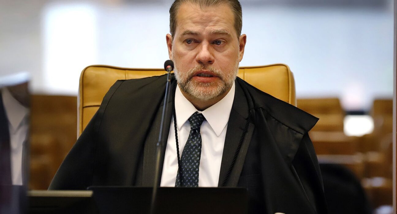 STF suspende análise de recursos apresentados pelas big techs
