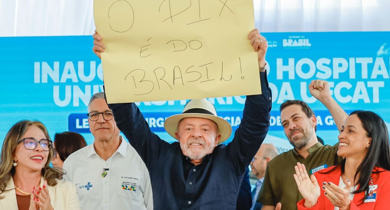 Lula defende Pix e diz que sistema brasileiro assusta norte-americanos