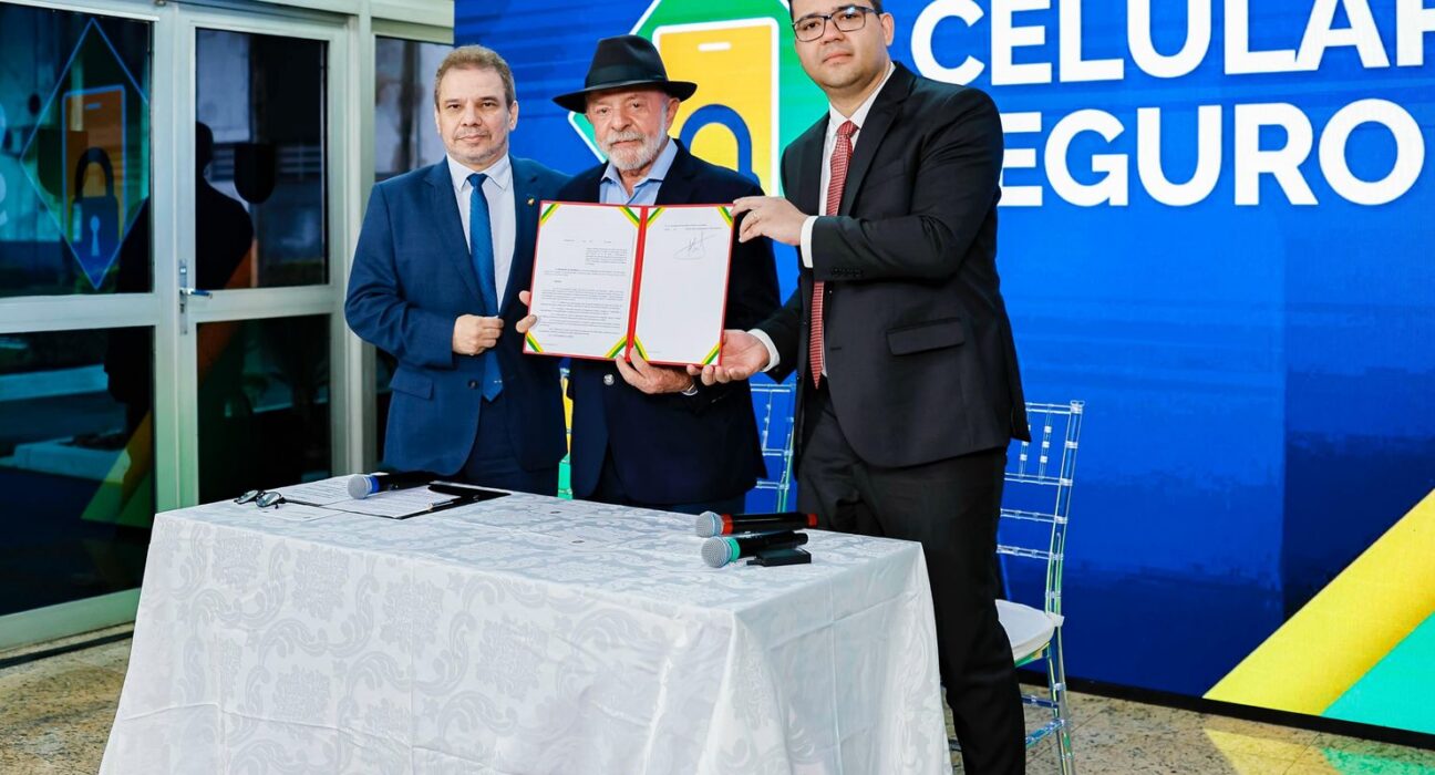 Lula cria plataforma para coibir roubos de celulares e vendas ilegais
