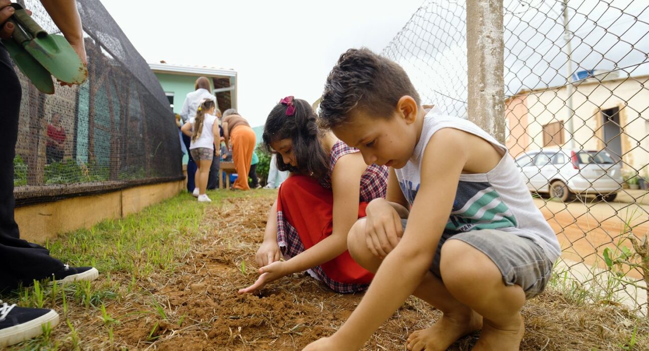 Natureza e saberes tradicionais guiam projeto premiado em escola rural