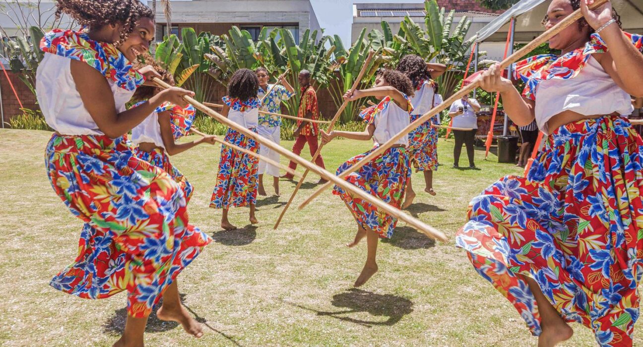 Quilombo mantém tradição centenária, símbolo da resistência negra