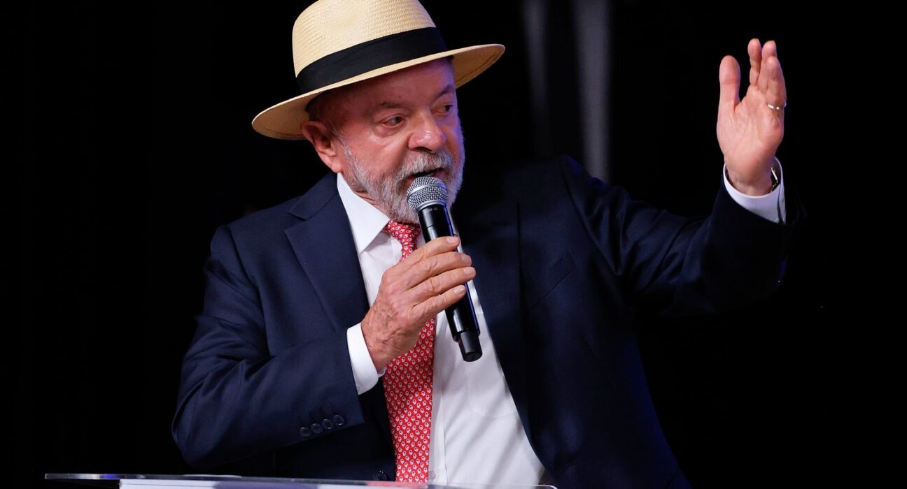Lula parabeniza Colômbia após eleição com vitória da direita