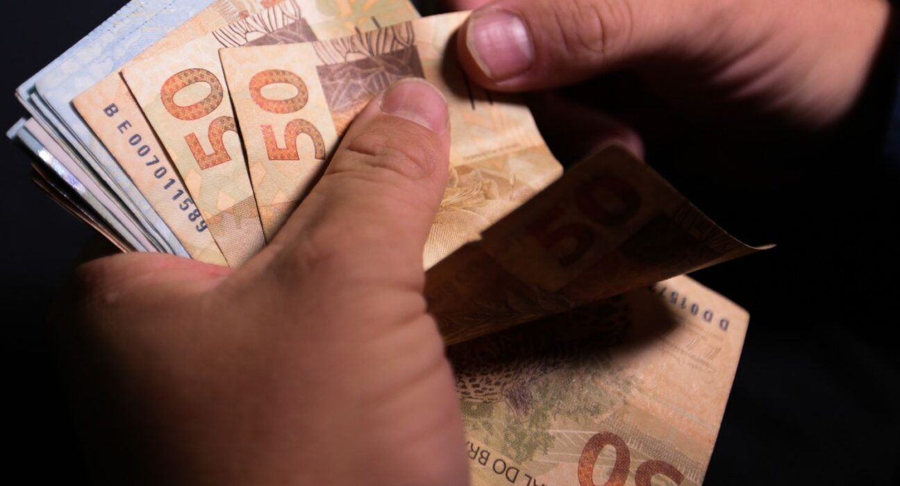 Caixa começa a pagar Bolsa Família de junho