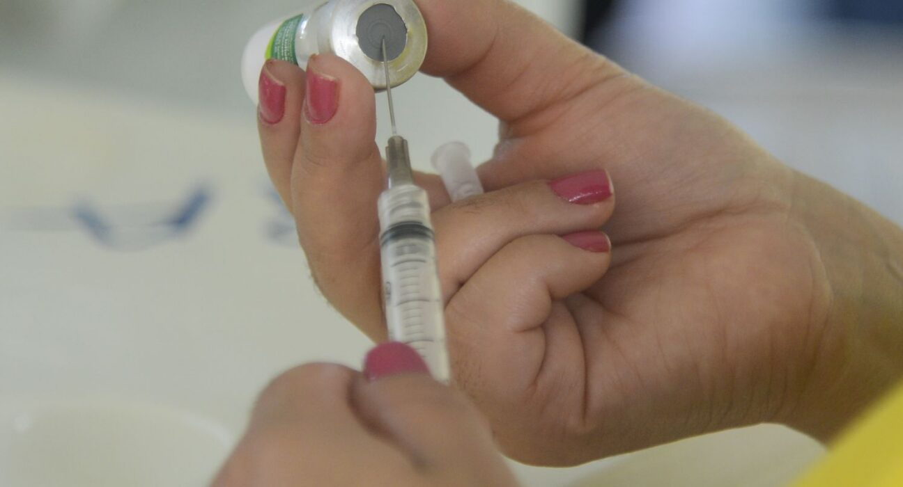 São Paulo inicia vacinação infantil com pneumocócica 20 neste sábado