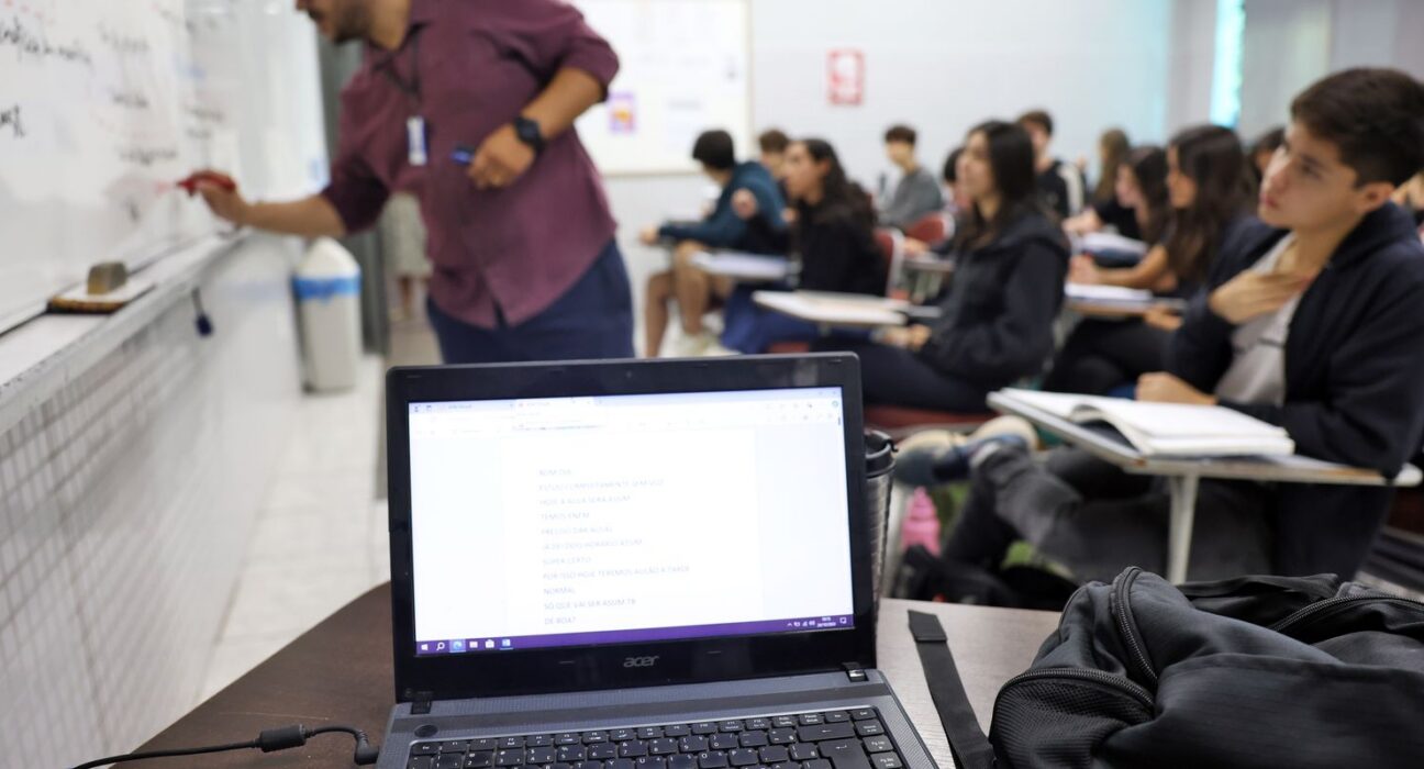 Fies: pré-selecionados têm até terça para complementar informações