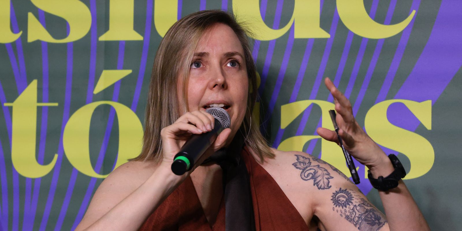 Coletânea reúne poetas invisibilizadas ao longo de quatro séculos