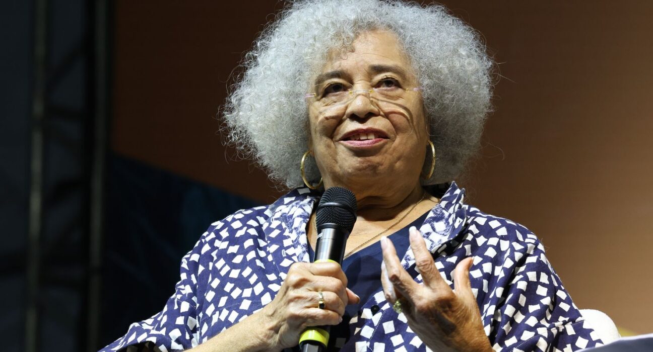 Flip: Angela Davis cita pensadores brasileiros e critica gentrificação