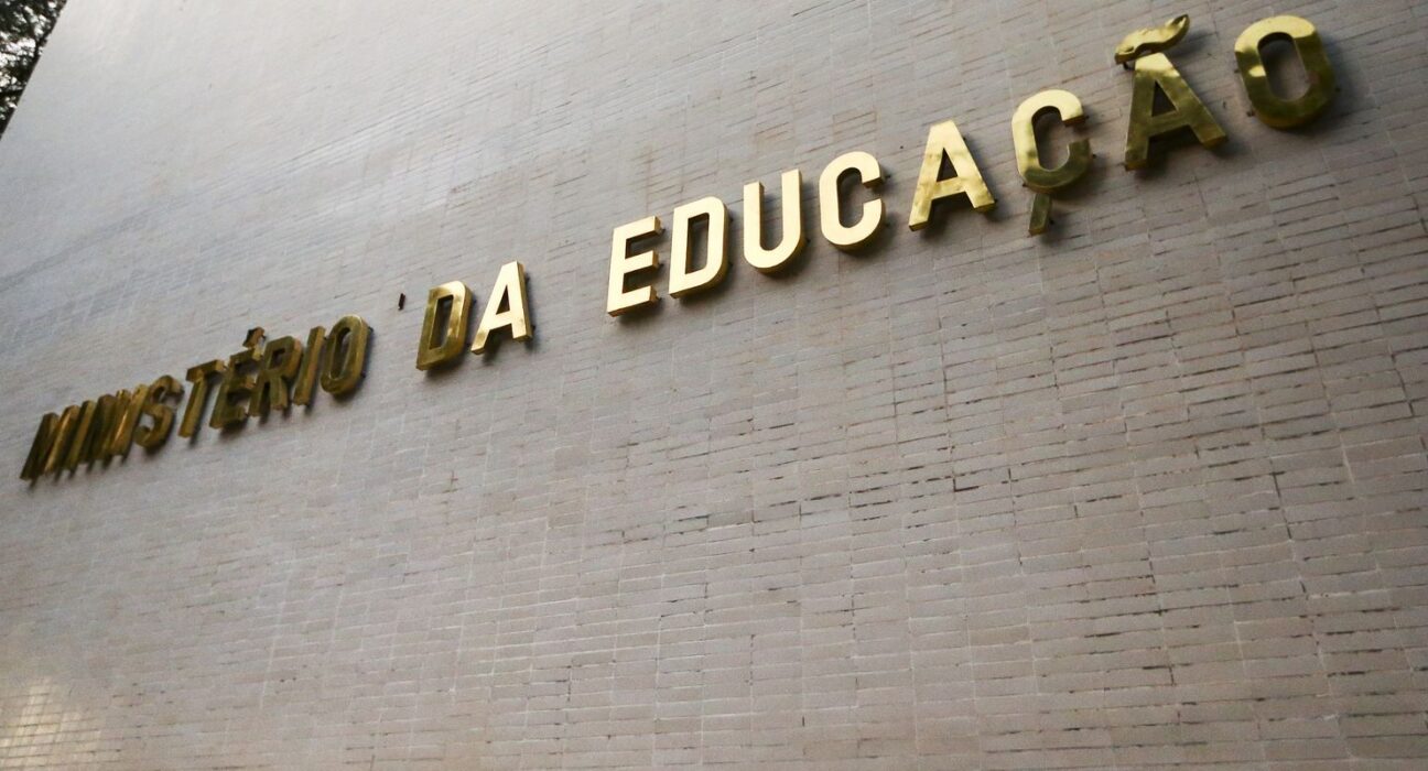 Governadora do Ceará será nova secretária executiva do MEC