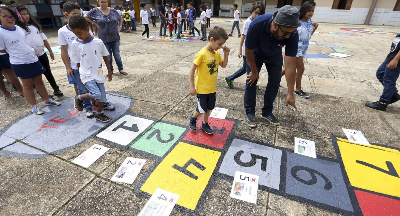 Férias escolares de 2027 terão novas datas por causa da Copa Feminina