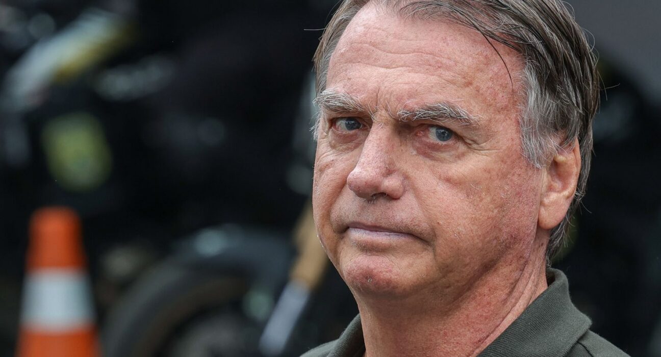 PGR defende que Bolsonaro seja mantido em prisão domiciliar