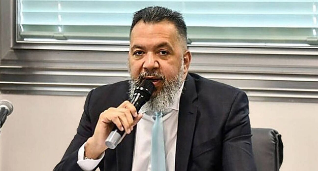 Ex-prefeito de Belford Roxo permanecerá preso à disposição da Justiça