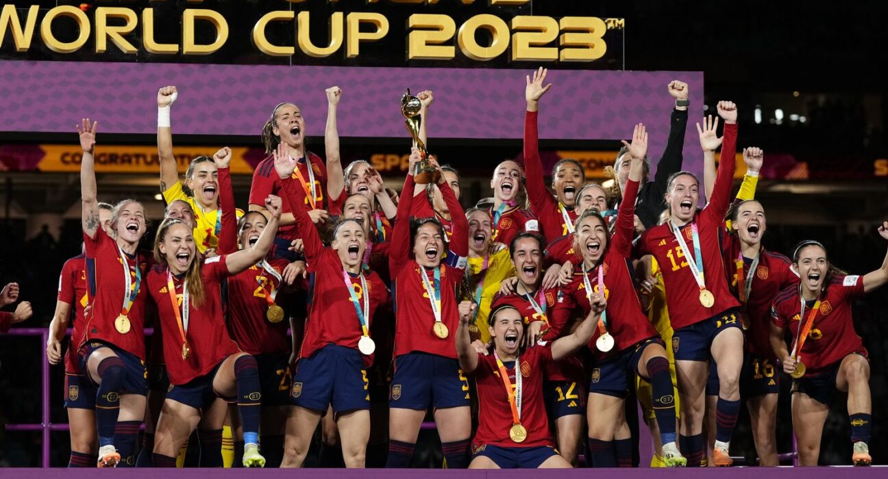 Finalista da Copa masculina, Espanha pode "unificar" títulos mundiais
