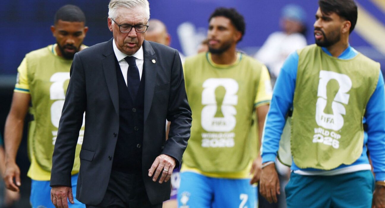 Ancelotti lamenta eliminação e já projeta novo ciclo: "Não é o fim"