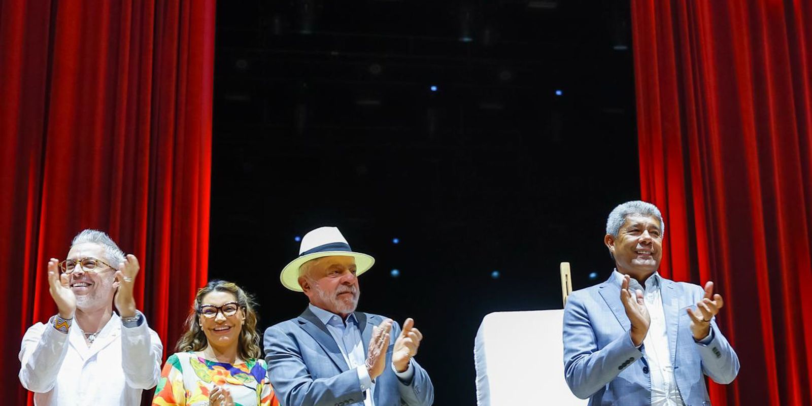 Teatro Castro Alves, em Salvador, é reinaugurado após reforma completa