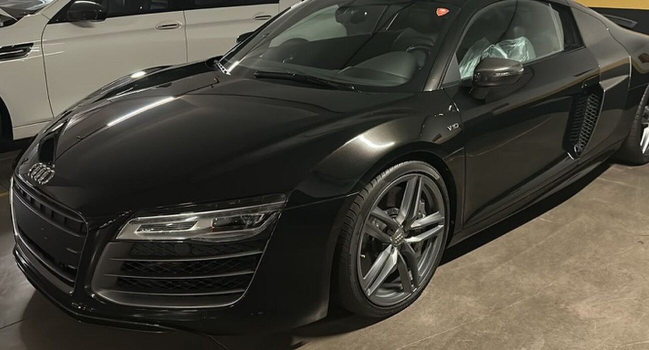 PF apreende carros de luxo em operação contra Careca do INSS