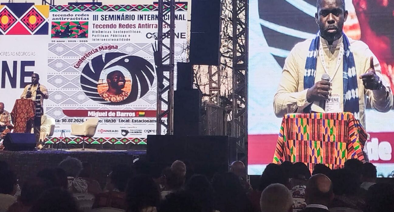 Sociólogo africano diz que Brasil é atacado por causa de terras raras
