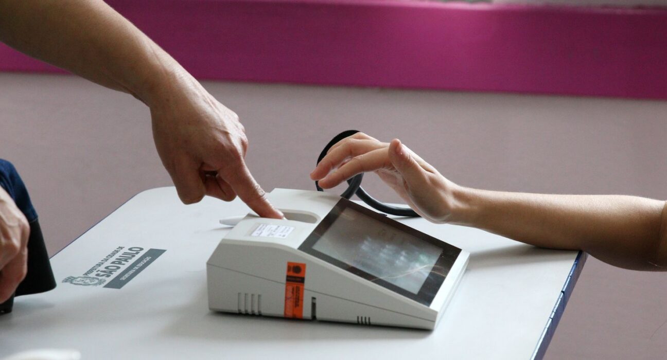 Saiba como vai funcionar a biometria nas eleições deste ano