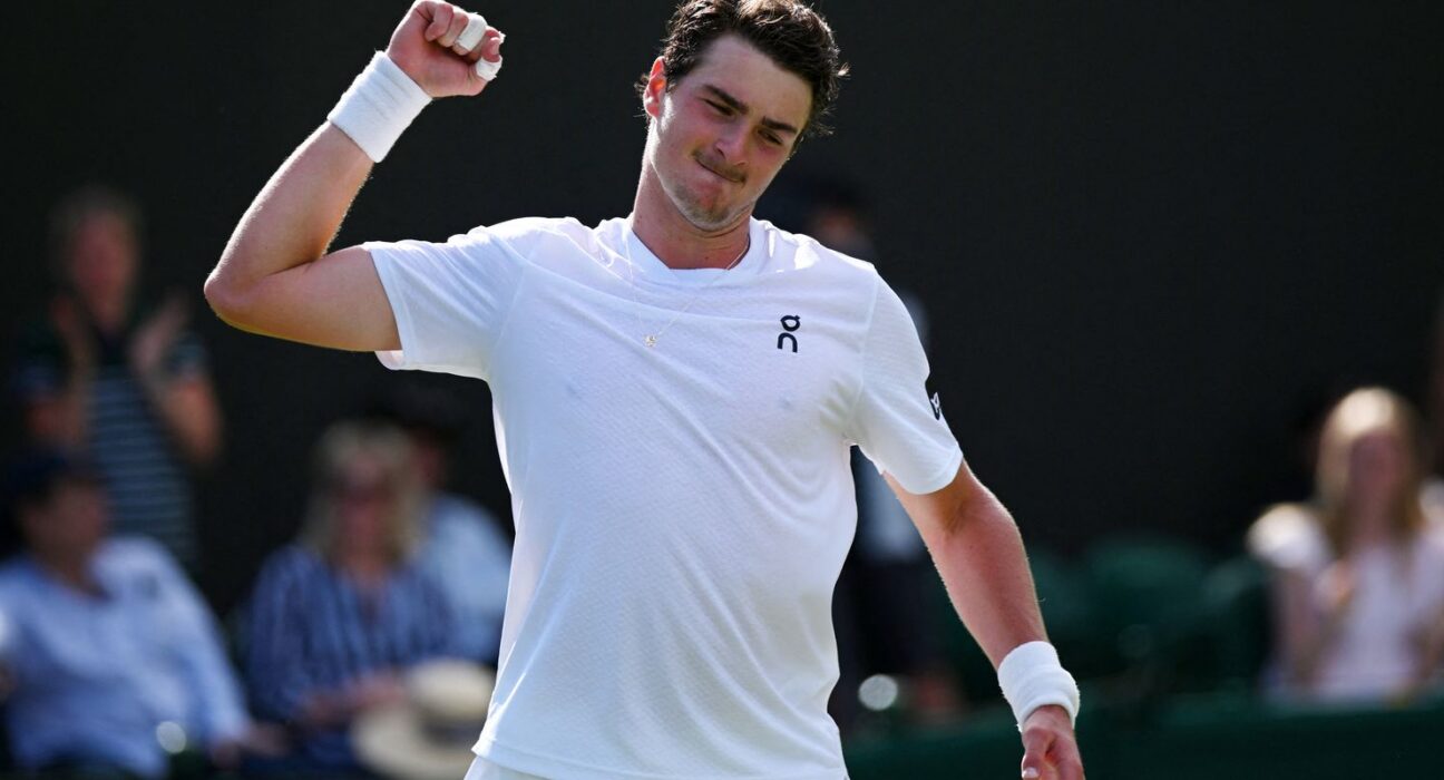 João Fonseca crava segunda vitória no Torneio de Wimbledon, em Londres