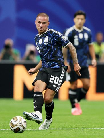 Soccer Football - FIFA World Cup 2026 - Semi Final - England v Argentina - Atlanta Stadium, Atlanta, Georgia, U.S. - July 15, 2026 Argentina's Alexis Mac Allister in action IMAGN IMAGES via Reuters/Brett Davis