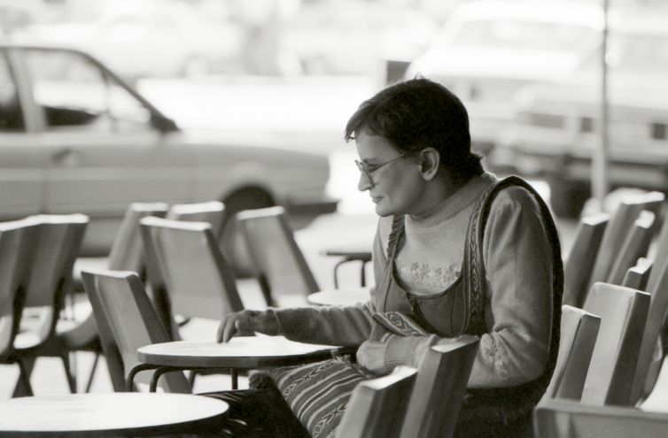 Orides de Lourdes Teixeira Fontela (1940–1998) foi uma poeta e filósofa brasileira, celebrada pela crítica pelo alto rigor formal, concisão e misticismo. Foto: Fritz Nagib/ Divulgação