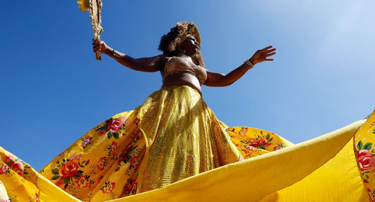 Mulheres negras marcham no Rio por direitos e pelo bem-viver