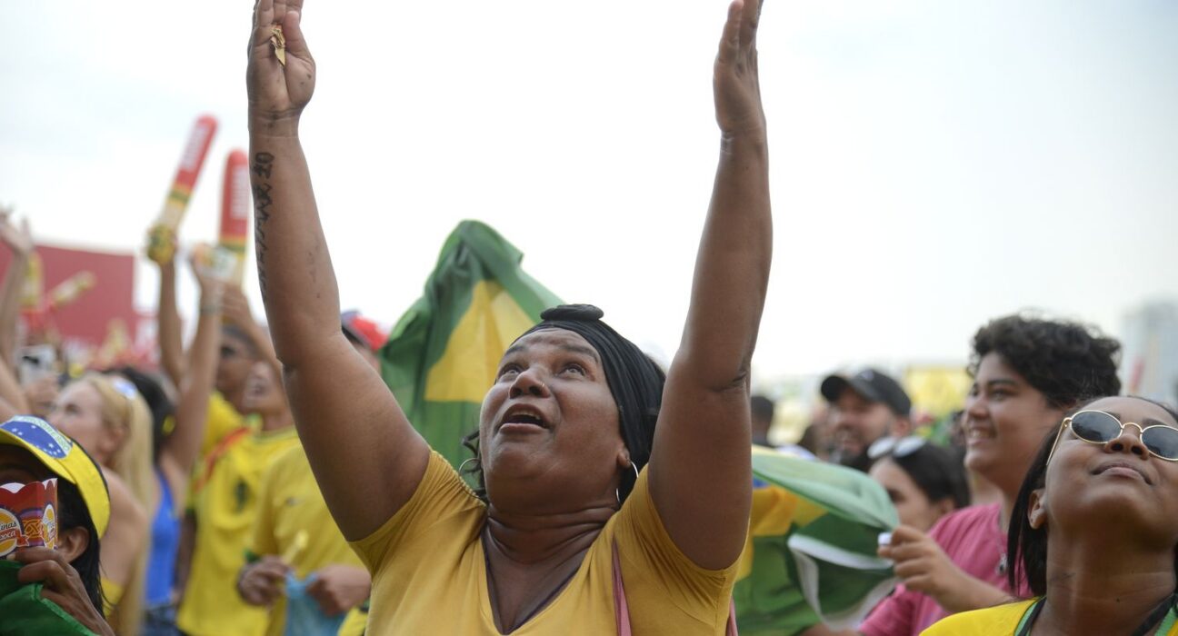 PM reforça a segurança em pontos de concentração de torcedores no Rio