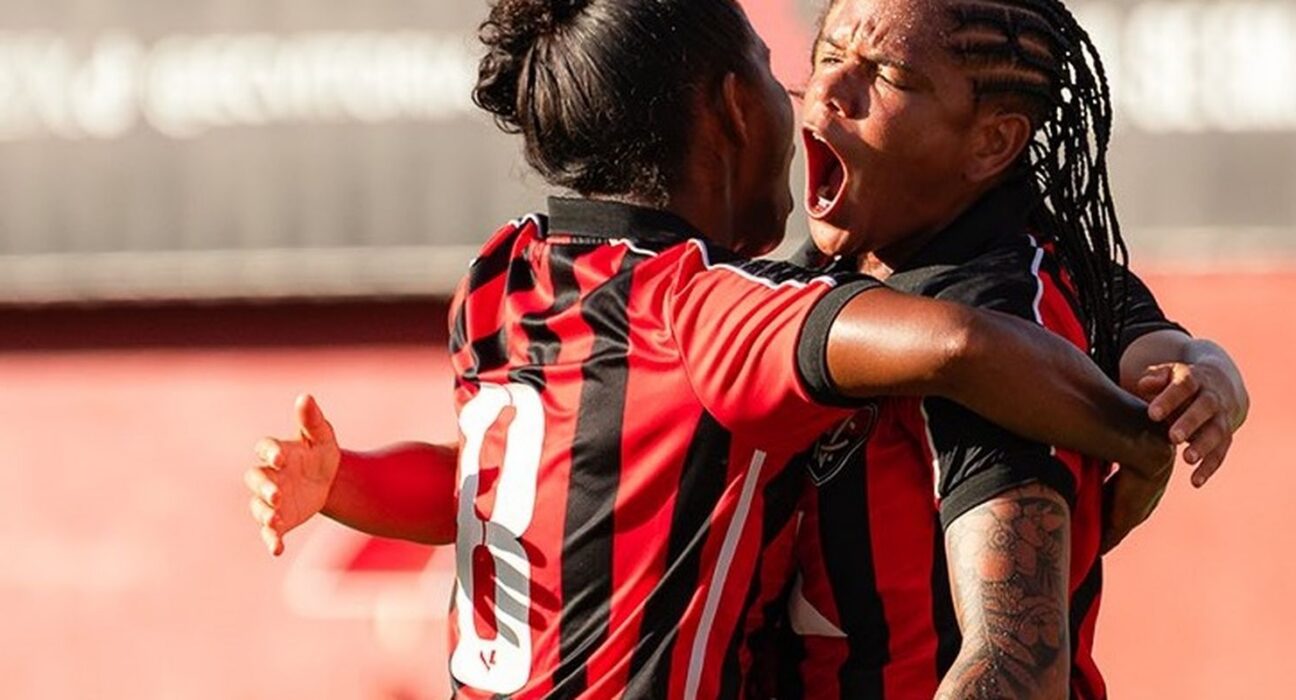 Vitória manda Botafogo para lanterna na volta do Brasileiro Feminino