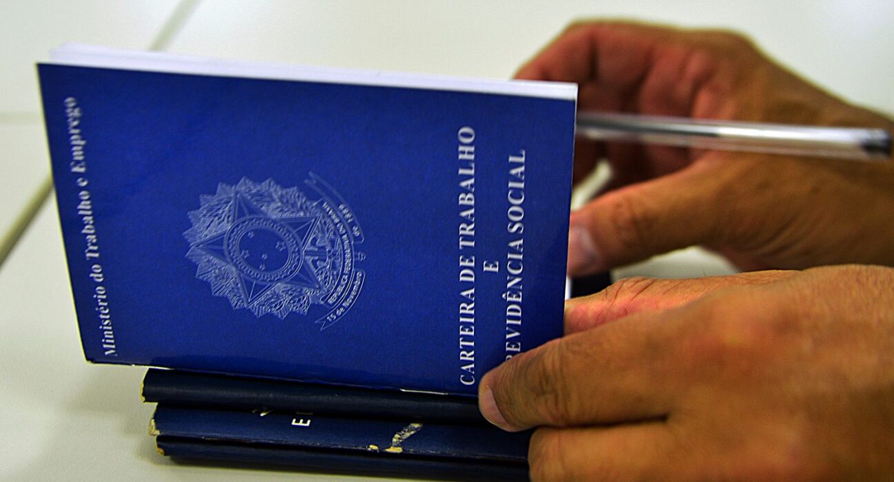 Brasil cria 58,5 mil postos de trabalho em julho, aponta Caged