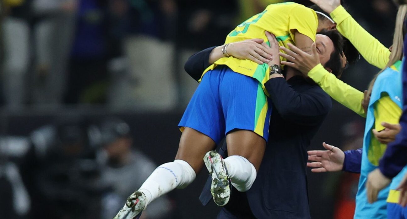 Arthur Elias aprova logística em caminho do Brasil na Copa Feminina