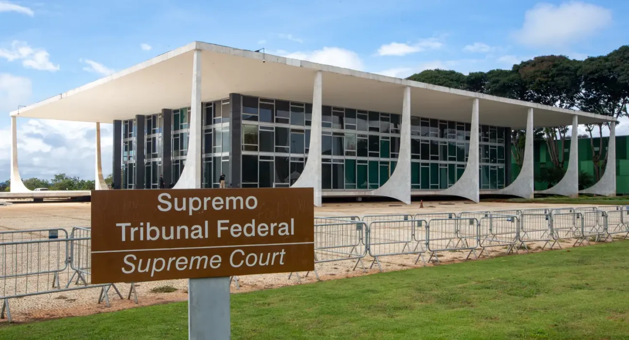 STF suspende julgamento de lei que proíbe jogos de azar
