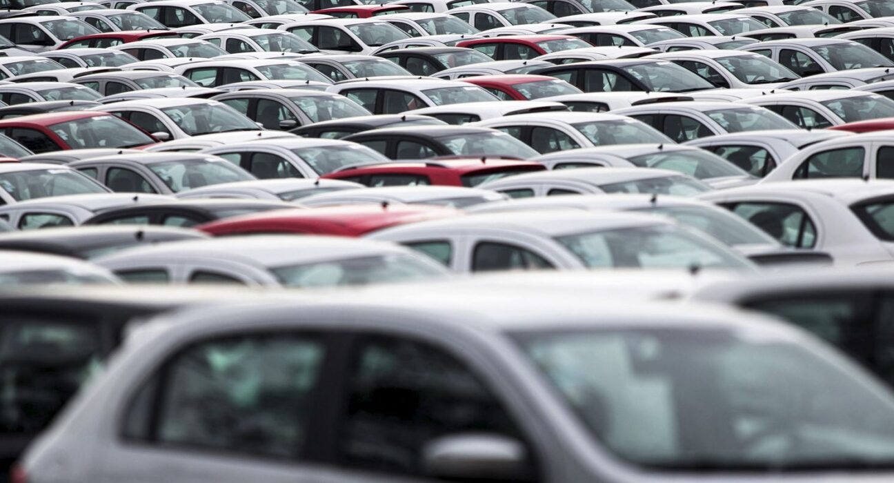 Emplacamentos de veículos cresceram 10% em julho