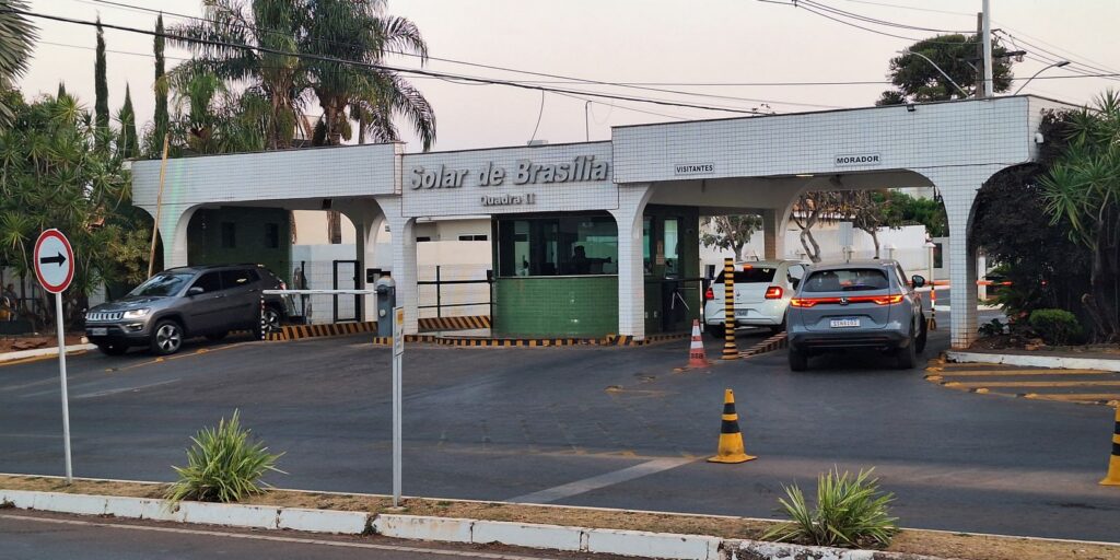 Moraes autoriza Bolsonaro a sair da prisão domiciliar para dentista