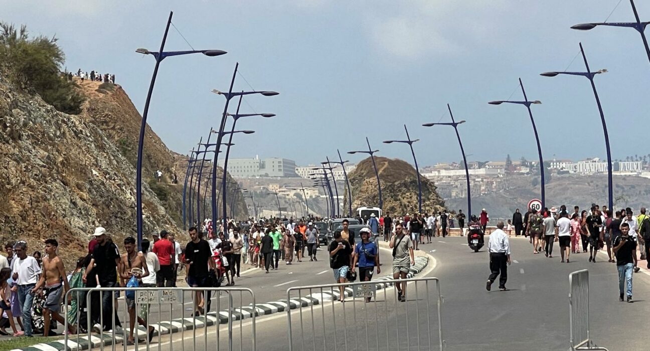 Especialistas divergem sobre anuência de Marrocos em migração à Ceuta