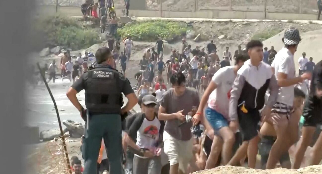 Espanha cita grupos “reacionários” e fake news em imigração em Ceuta