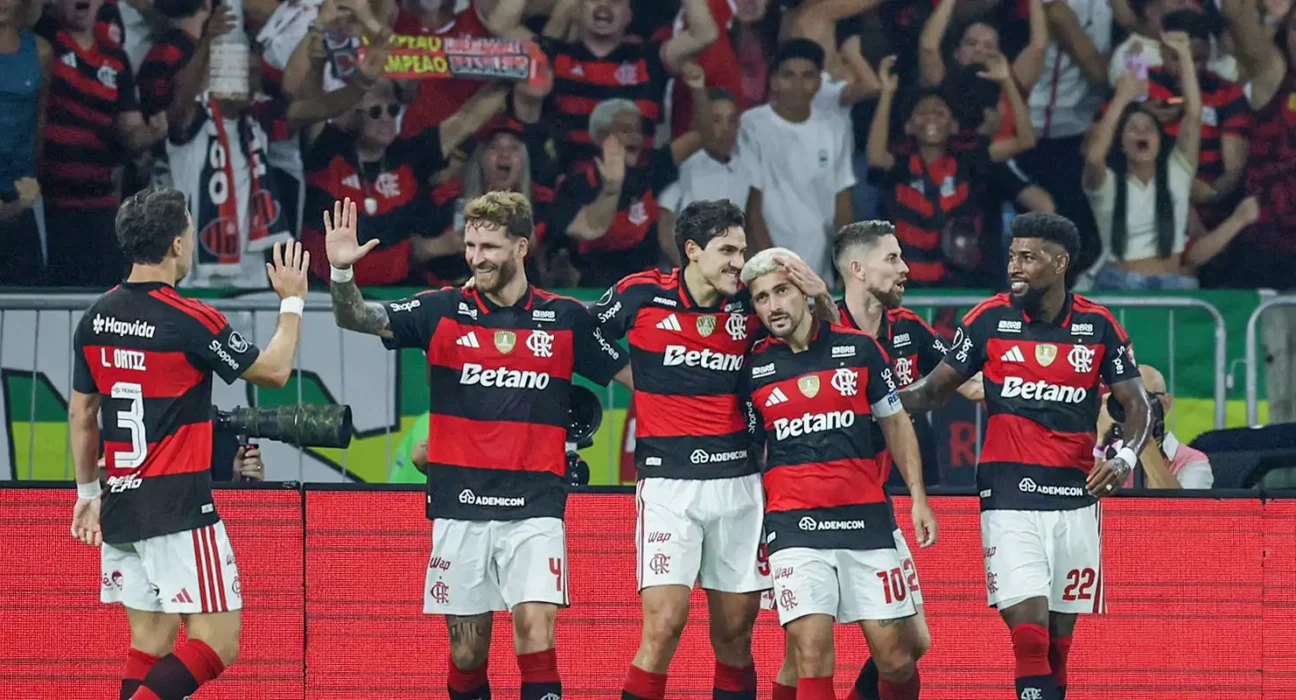 Libertadores: Flamengo elimina Cruzeiro e mantém vivo sonho do penta