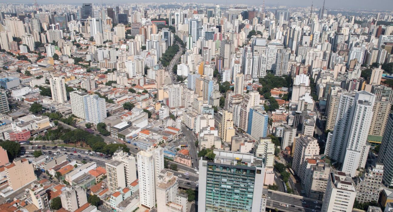 Área urbanizada no Brasil cresceu 12,3% de 2019 a 2022, mostra IBGE