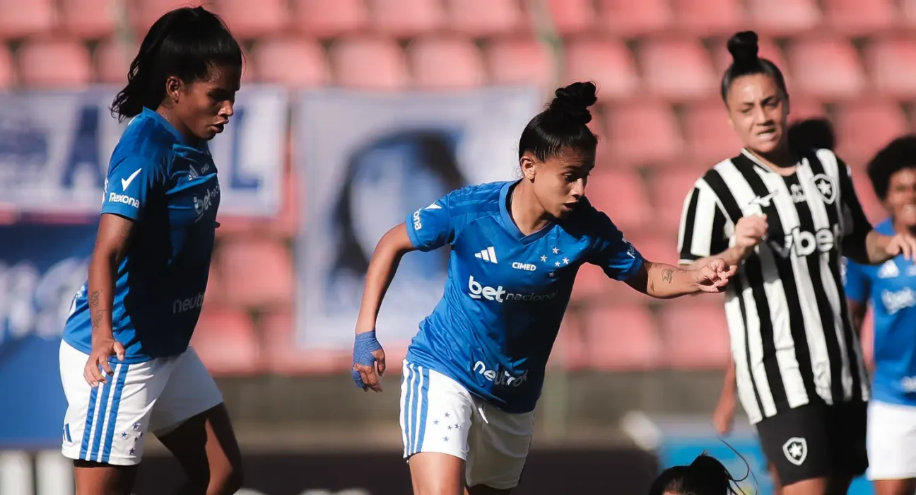 Cruzeiro vence Botafogo no Brasileirão Feminino
