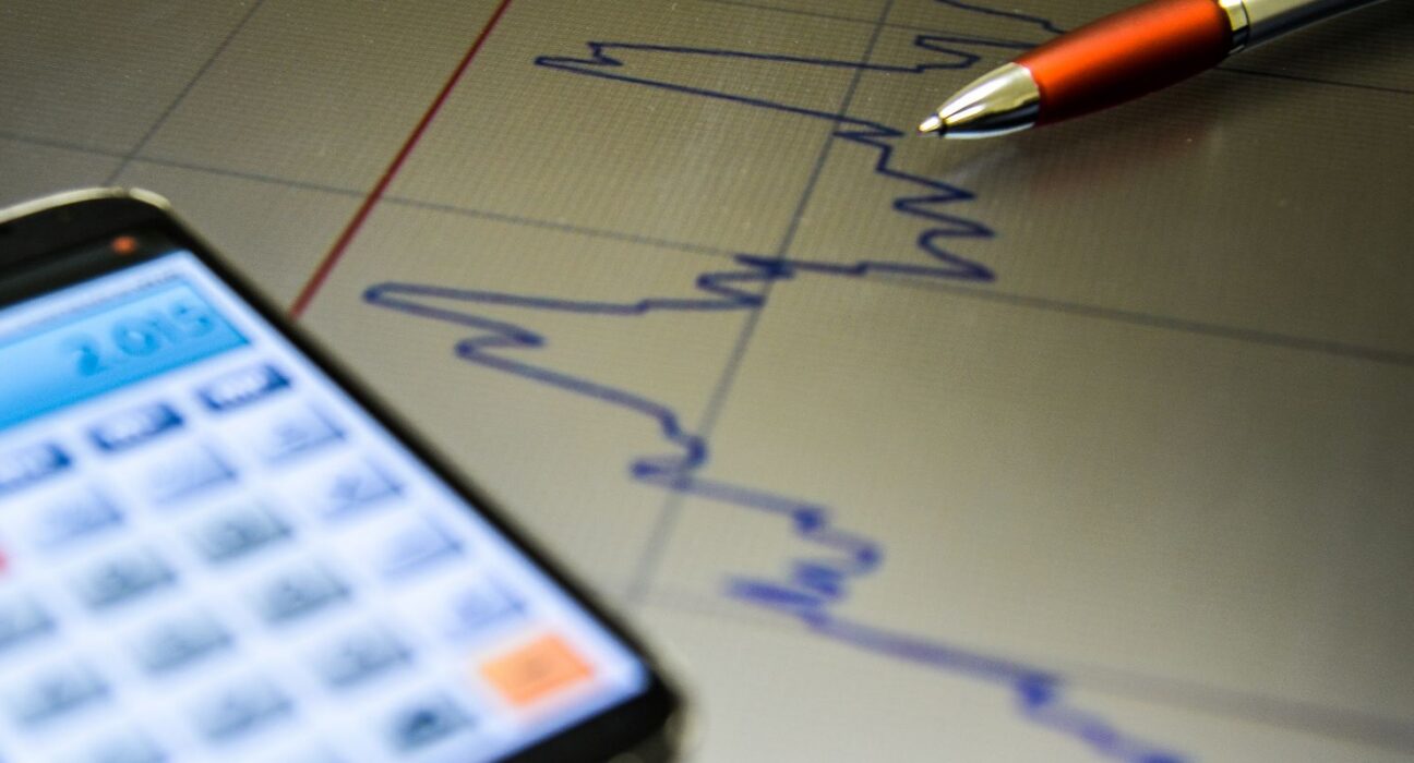 Mercado reduz projeção para crescimento da economia em 2026