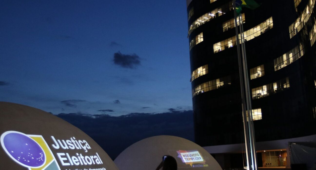 TSE nega hackeamento após Flávio aparecer filiado ao Missão