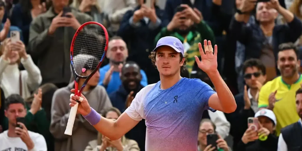 Incômodo no abdômen faz João Fonseca desistir do Masters de Cincinnati