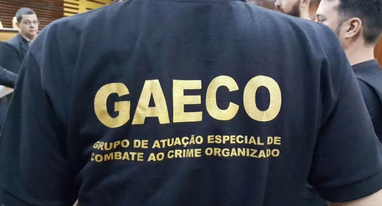 MP do Rio denuncia 20 pessoas por envolvimento com milícia e facção