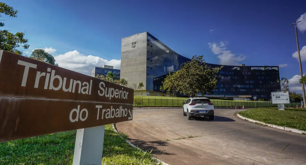 Justiça do Trabalho chama atenção para assédio eleitoral
