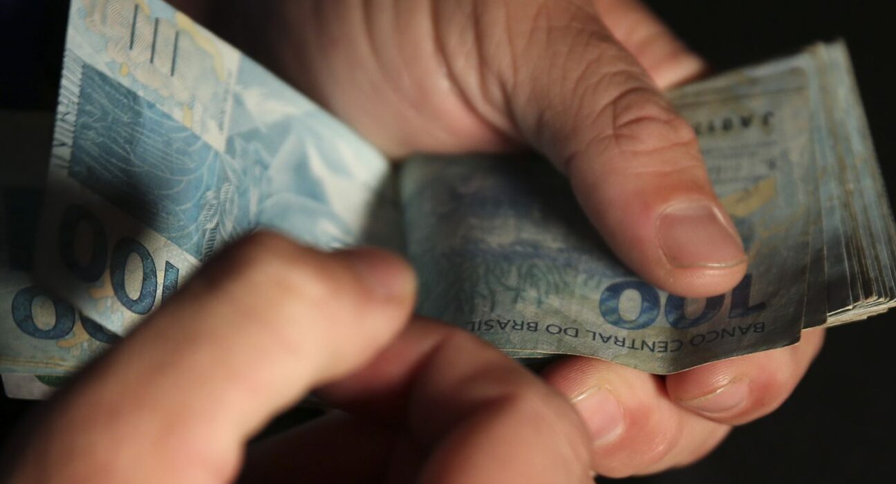 Dívida Pública sobe 0,22% em julho e supera R$ 9,2 trilhões