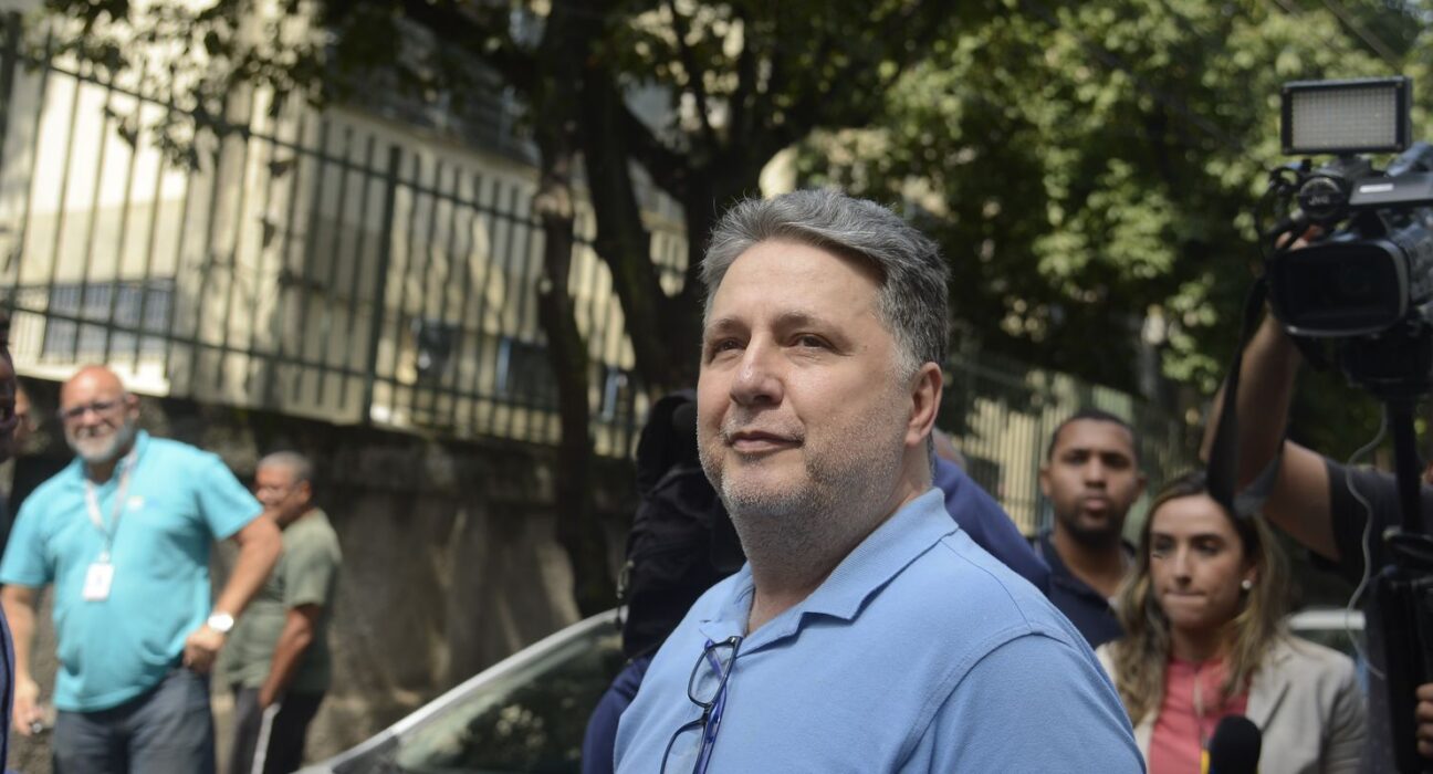 Justiça do Rio suspende direitos políticos do ex-governador Garotinho