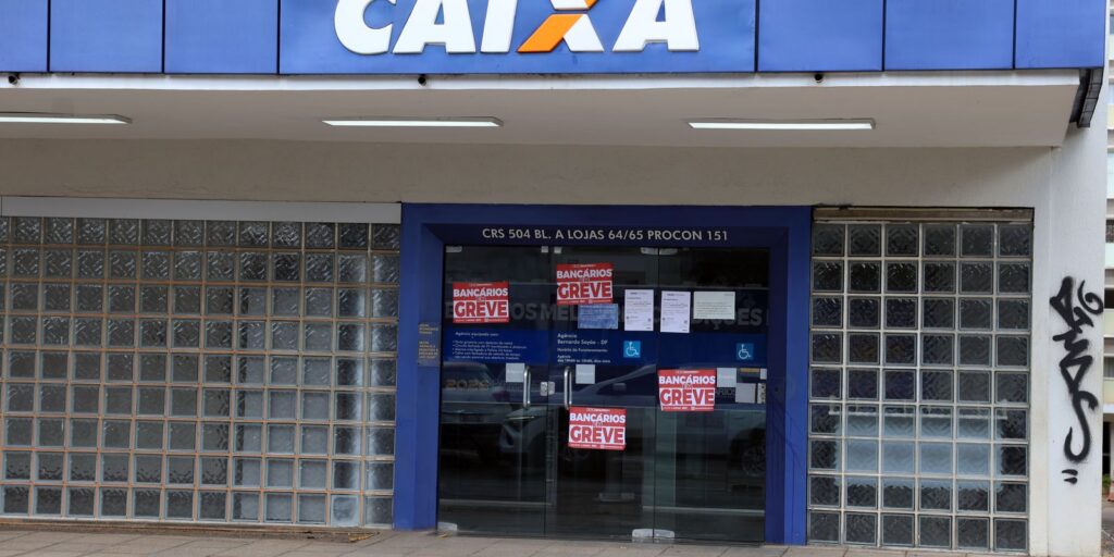 TST determina reajuste de plano de saúde e fim da greve da Caixa
