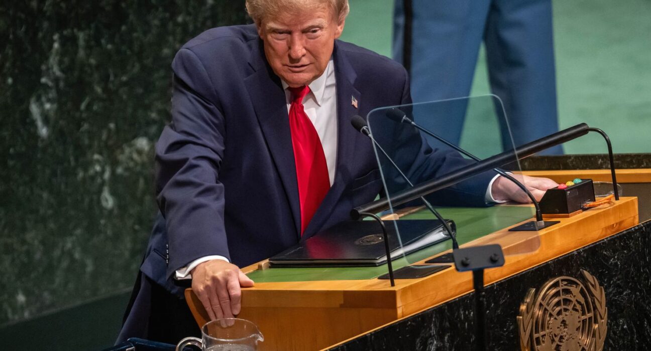 Trump rejeita limitar IA e critica governança global da tecnologia