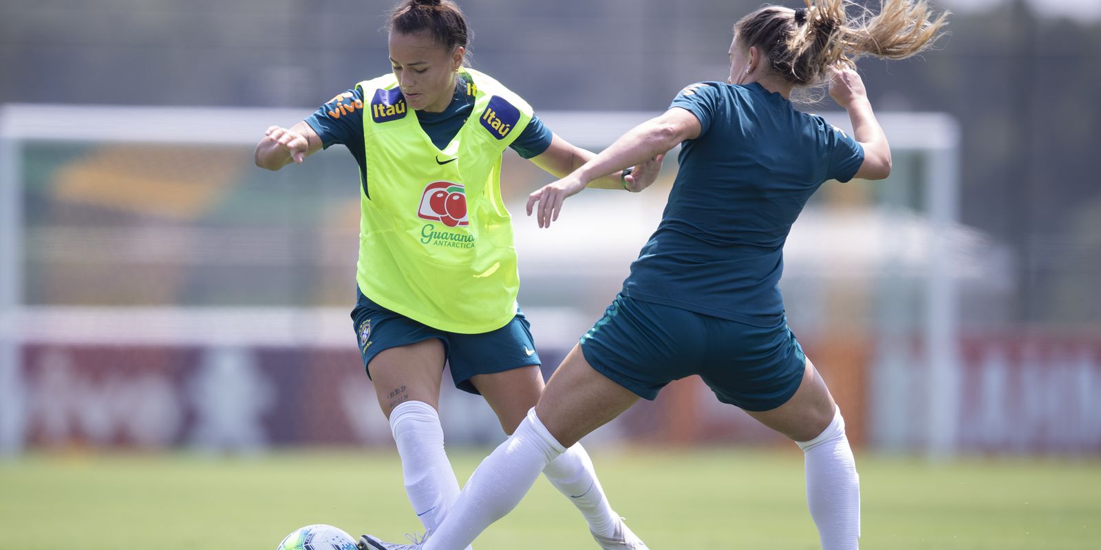 Lei cria diretrizes permanentes para o futebol feminino no Brasil